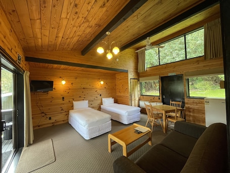 Standard Studio Suite | Living area. Lakes Lodge Okataina