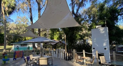 Rainbow River Bungalow Q