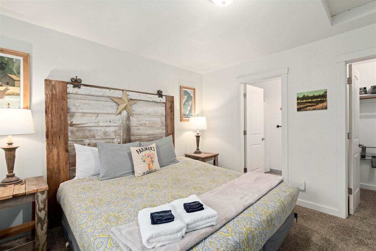 1 bedroom, iron/ironing board, free WiFi, bed sheets