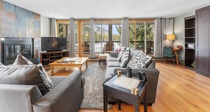 Next to Keystone Lake, Close to Shops, Dining & Activities w/ Stunning Views