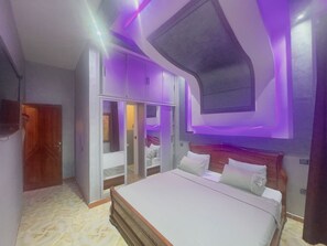 3 chambres, bureau, Wi-Fi gratuit