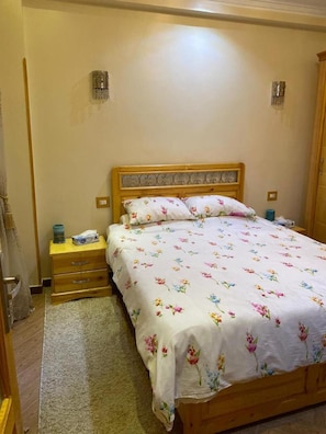 3 bedrooms, iron/ironing board, free WiFi, bed sheets - Oscar Apartment 1 in Luxor City (Luxor)