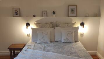 2 Schlafzimmer, Schreibtisch, BĂŒgeleisen/BĂŒgelbrett, kostenloses WLAN