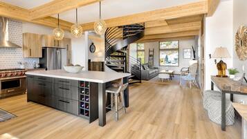 Réfrigérateur, micro-ondes, four, lave-vaisselle