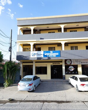 Front of property - Hotel Internacional Palmerola (Comayagua)