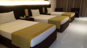 Deluxe-Dreibettzimmer