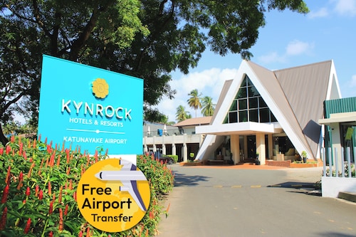 KYNROCK Airport Hotel