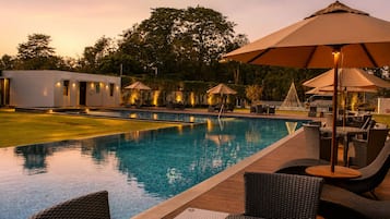 Outdoor pool, pool umbrellas