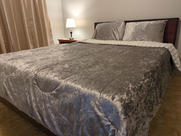 1 bedroom, free WiFi, bed sheets