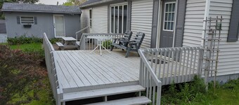 Cozy Creek Cottage, situated between the beautiful rolling hills of Italy, NY