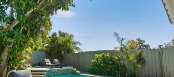 [Relax by the Pool]Siesta Key