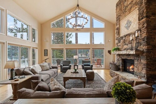 Modern Shoreline |  Waterfront on Spokane River