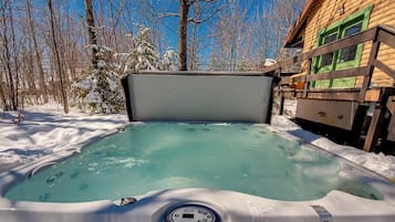 Bain à remous extérieur
