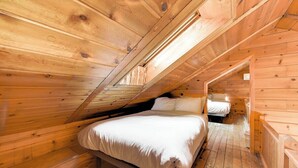 4 bedrooms, iron/ironing board, travel crib, WiFi