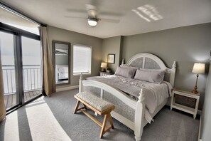 Condo, 3 Bedrooms | 3 bedrooms, iron/ironing board, free WiFi