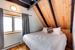 5 soverom, strykejern/-brett, reiseseng for barn og wi-fi