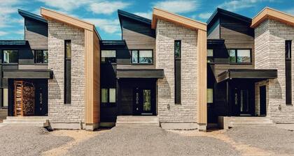 Unit 206 ski-in/ski-out - 4 bedrooms chalet for 12 people