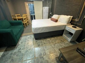 5 bedrooms, WiFi