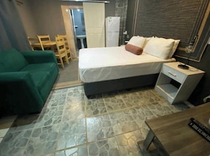 5 bedrooms, WiFi