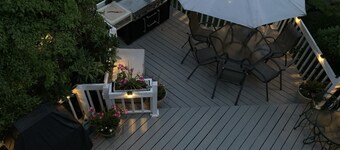 Perfect getaway in the heart of Lake Harmony - quiet walkable street NEW HOT TUB