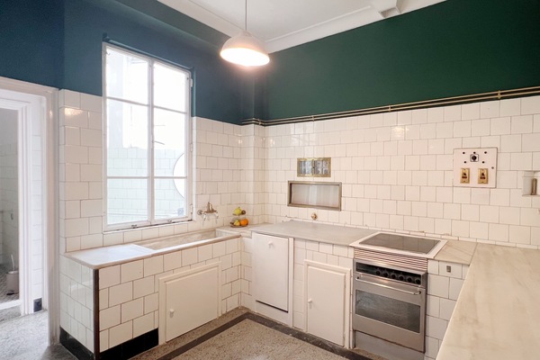 Frigorífic, microones, forn i placa de cuina