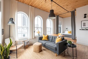 Premium bedding, minibar, desk, laptop workspace