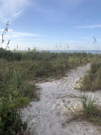 Short walk to beach or take your boat from the canal  / dock in your backyard!