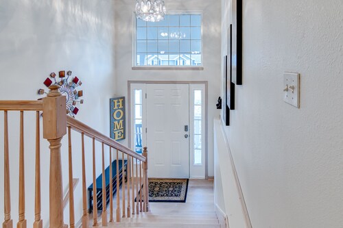 Spacious duplex home in St. Joseph, MO