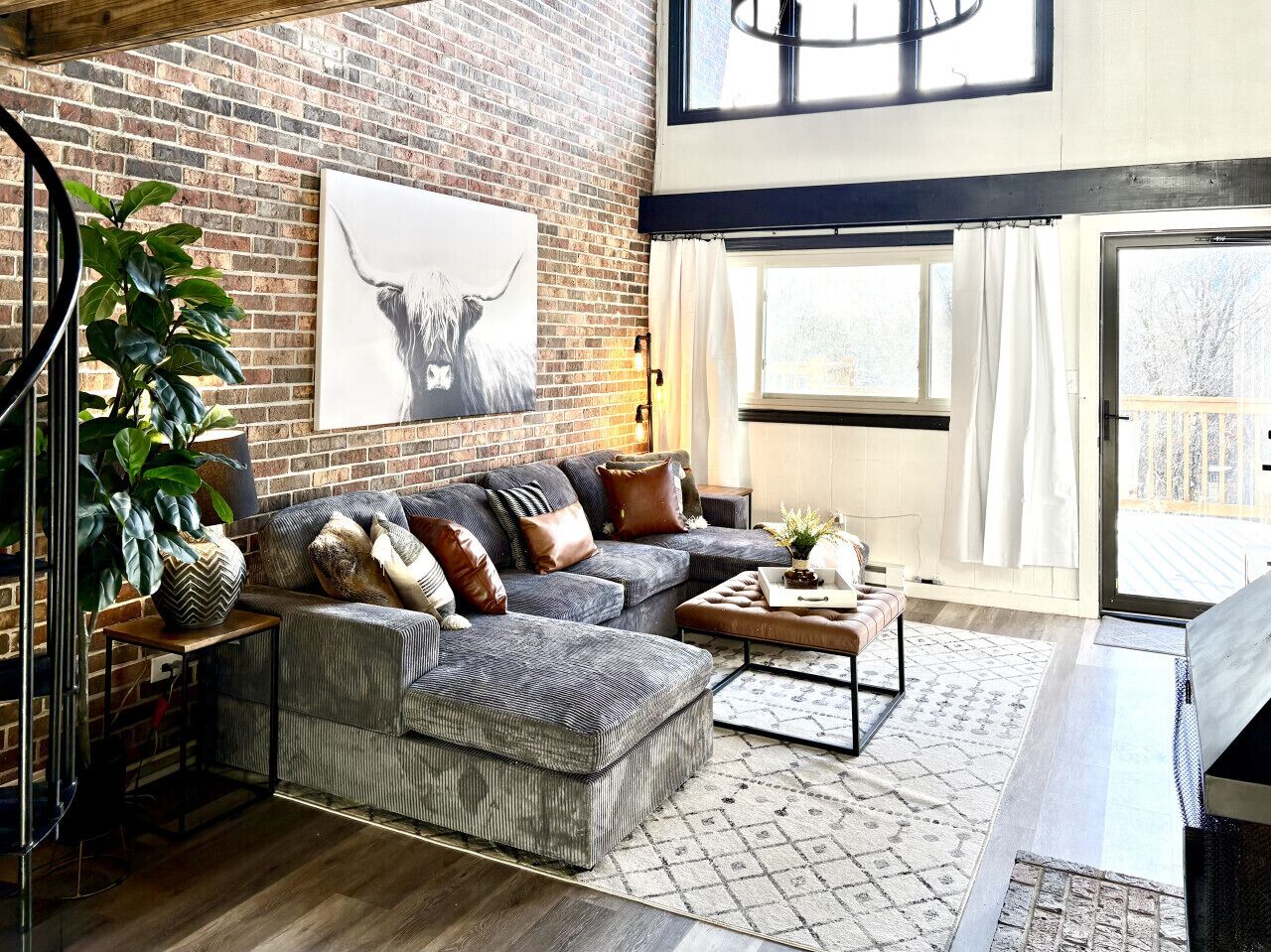 Smart TV, fireplace, video games, books