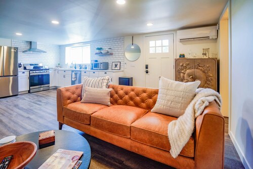 Modern Barndominuim on stunning 100 Acre Ranch