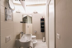 Dusche, Bidet