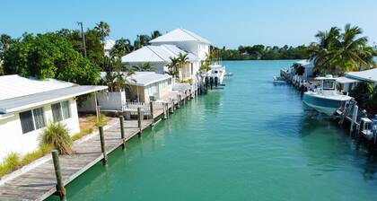 Oceanside waterfront 2/2 home with 55ft dock and paddle equipment