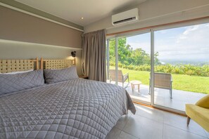 5 bedrooms, in-room safe, desk, iron/ironing board - Breathtaking Ocean View Villa, Monkeys Daily, Private Gated Development (Manuel Antonio)