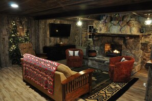 Smart TV, chimenea