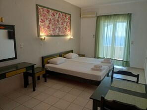 1 chambre, coffres-forts dans les chambres, accès Internet