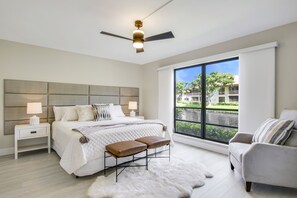 2 Schlafzimmer, Schreibtisch, Bügeleisen/Bügelbrett, Reisekinderbett
