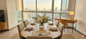 Apartment, 3 Bedrooms | Living area | 32-inch Smart TV with digital channels, TV, Netflix