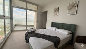 Apartment, 3 Bedrooms | Individually decorated, individually furnished, laptop workspace