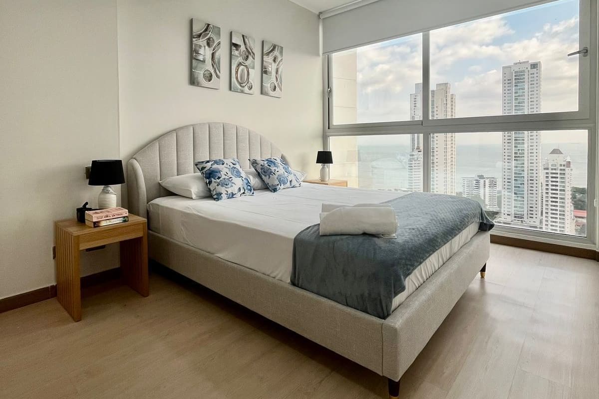 Apartment, 3 Bedrooms | 3 bedrooms, individually decorated, individually furnished