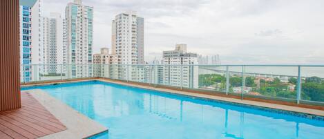 Utomhuspool