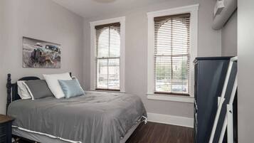 Condo, 2 Queen Beds, Kitchen