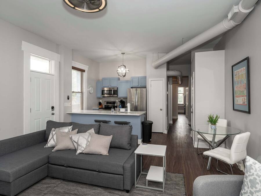 Condo, 2 Queen Beds, Kitchen | Living area | 40-inch TV with digital channels