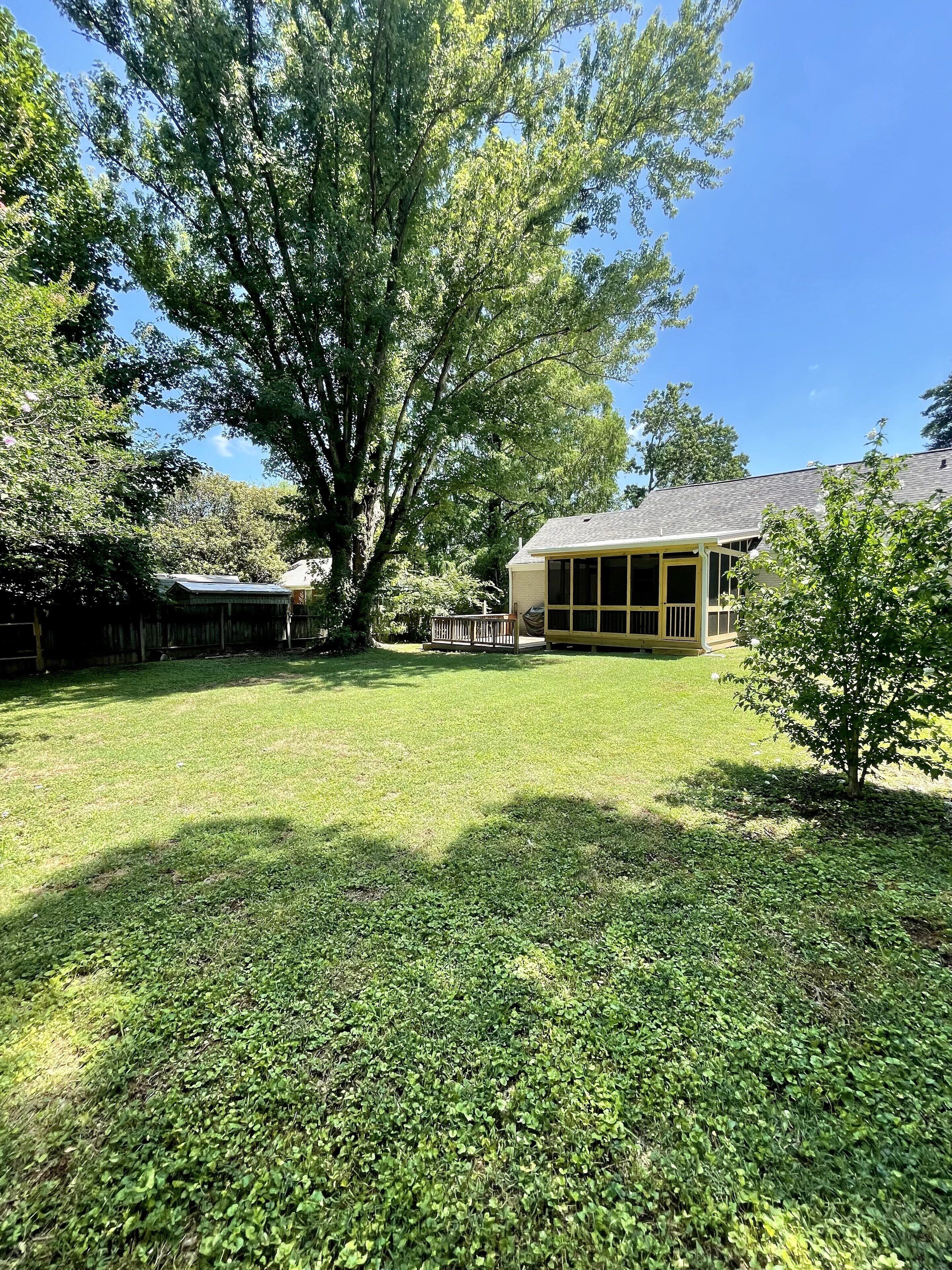 EAST NASHVILLE Beautiful, Spacious, 3BR Home!!
