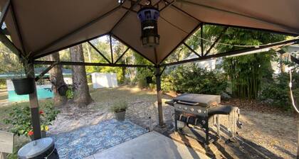 Rainbow River Bungalow N