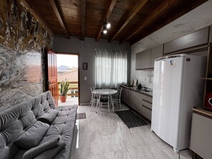 Smart TV - Casa Completa E Elegante Próxima Ao Aeroporto (Florianópolis)