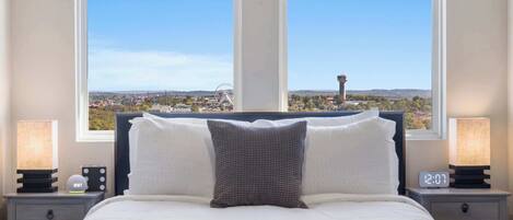 Condo, Multiple Beds, Patio, Mountain View (A Little Slice of Branson) | 4 bedrooms, individually decorated, individually furnished, free WiFi