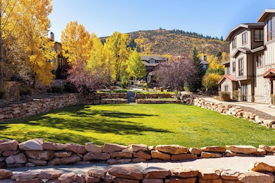 熊洞天堂私人熱水浴缸四房豪華公寓