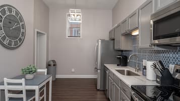Kondominium, Beberapa Tempat Tidur, dapur | Dapur pribadi | Lemari es, microwave, oven, dan kompor