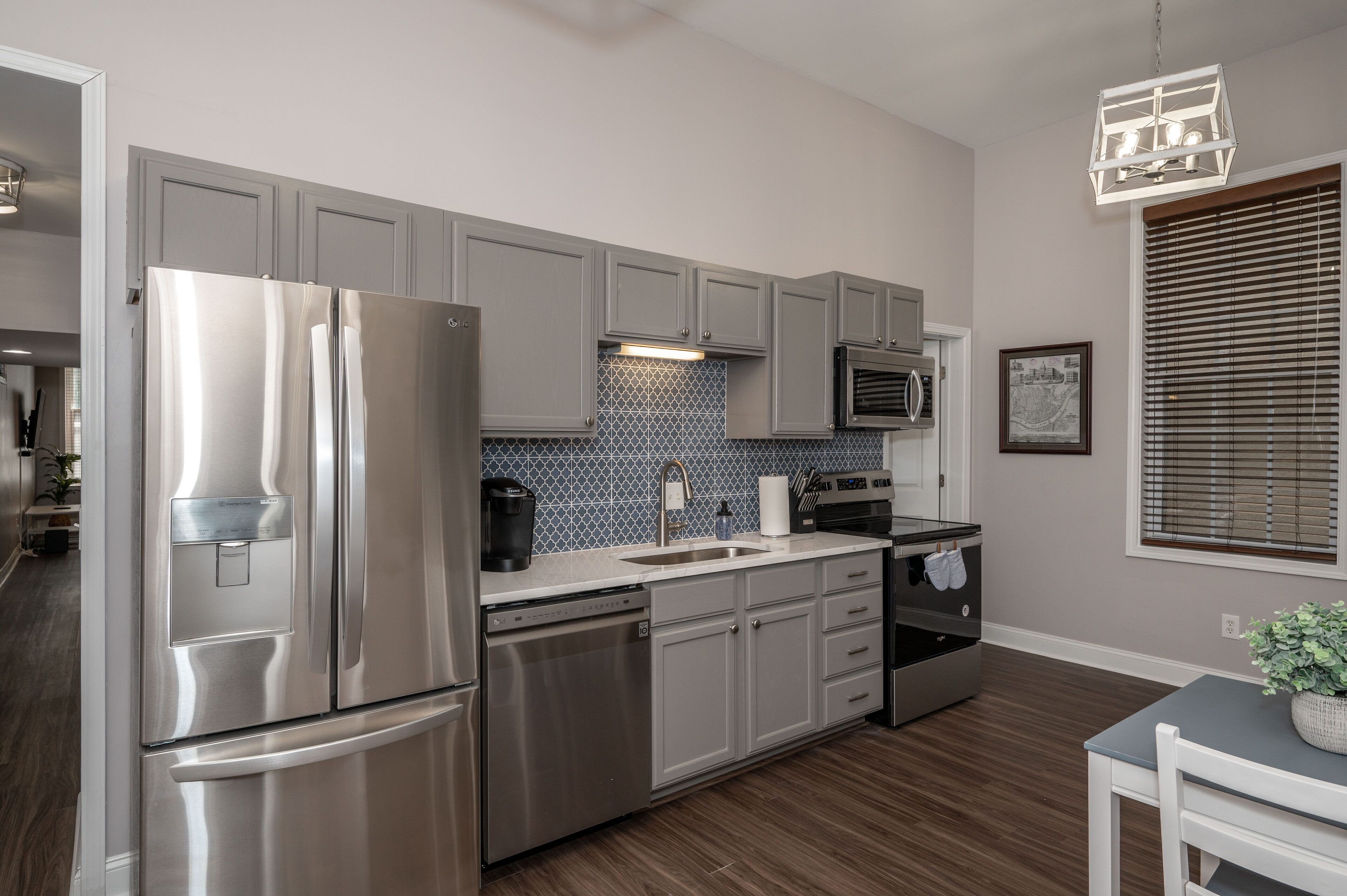 Condo, Multiple Beds, Kitchen | Private kitchen | Fridge, microwave, oven, stovetop