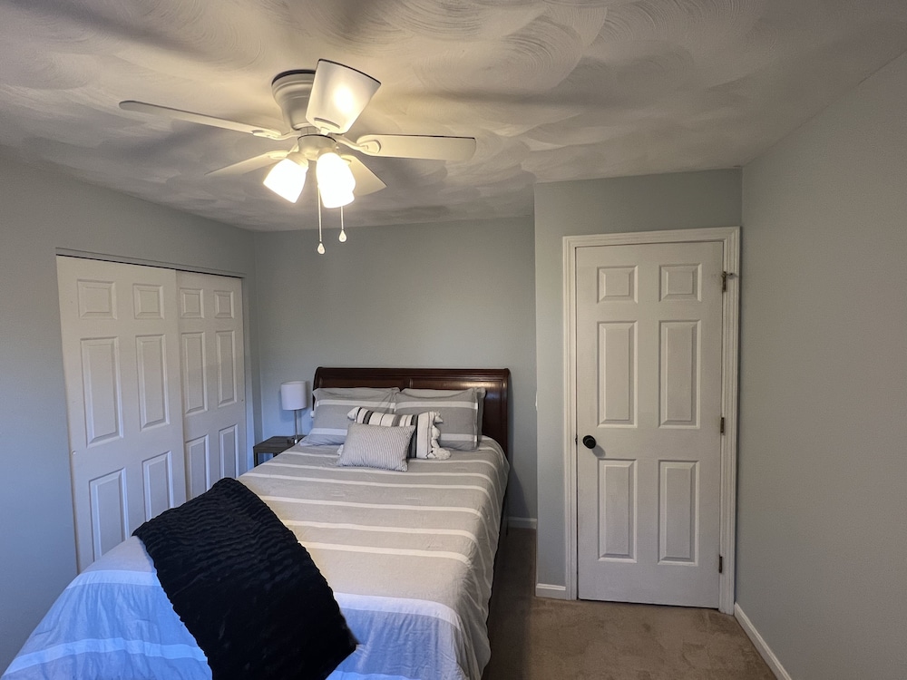 All Inclusive 2 Bedroom Home with Gym and Office Warwick Vrbo